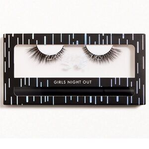 Flirtacious Looks Cosmetics Girls Night Out Lashes